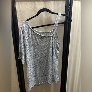 Daytrip floral one shoulder blouse